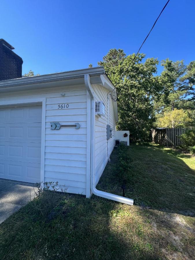 Cozy Loft With Parking And Private Patio W/ Grill Apartment Wilmington Bagian luar foto