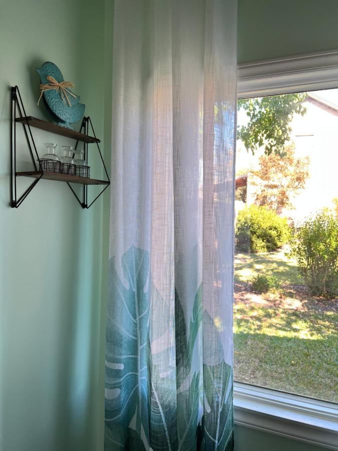 Cozy Loft With Parking And Private Patio W/ Grill Apartment Wilmington Bagian luar foto
